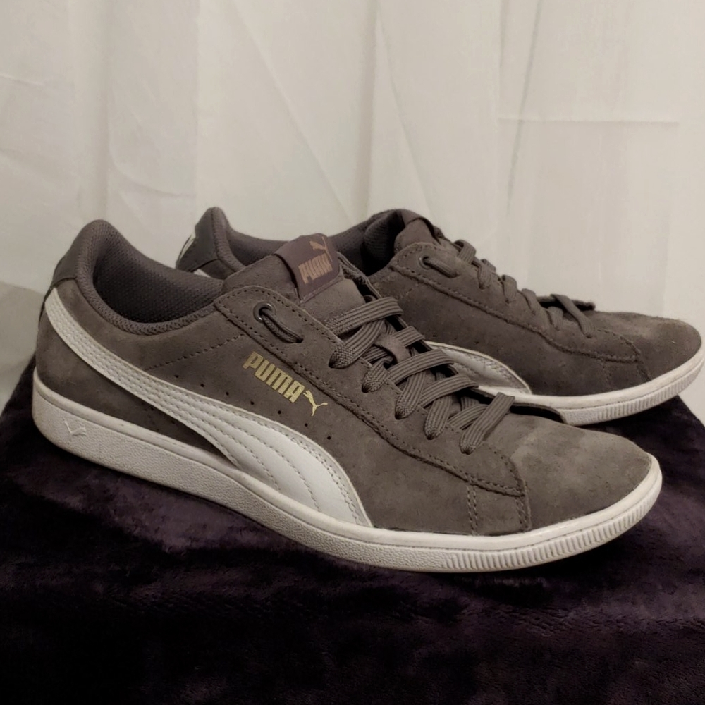 Size 8.5 Puma Softfoam Shoes